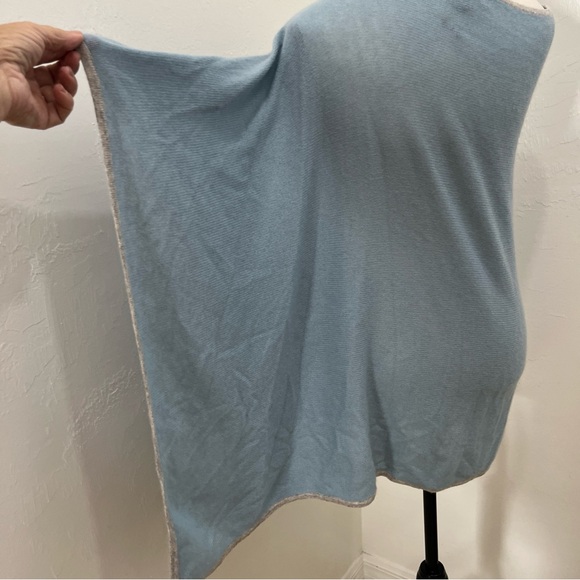 NWT Cashmere Charter Club Luxury Women’s Poncho Cape Wrap One Size Fix All Blue - Picture 7 of 8